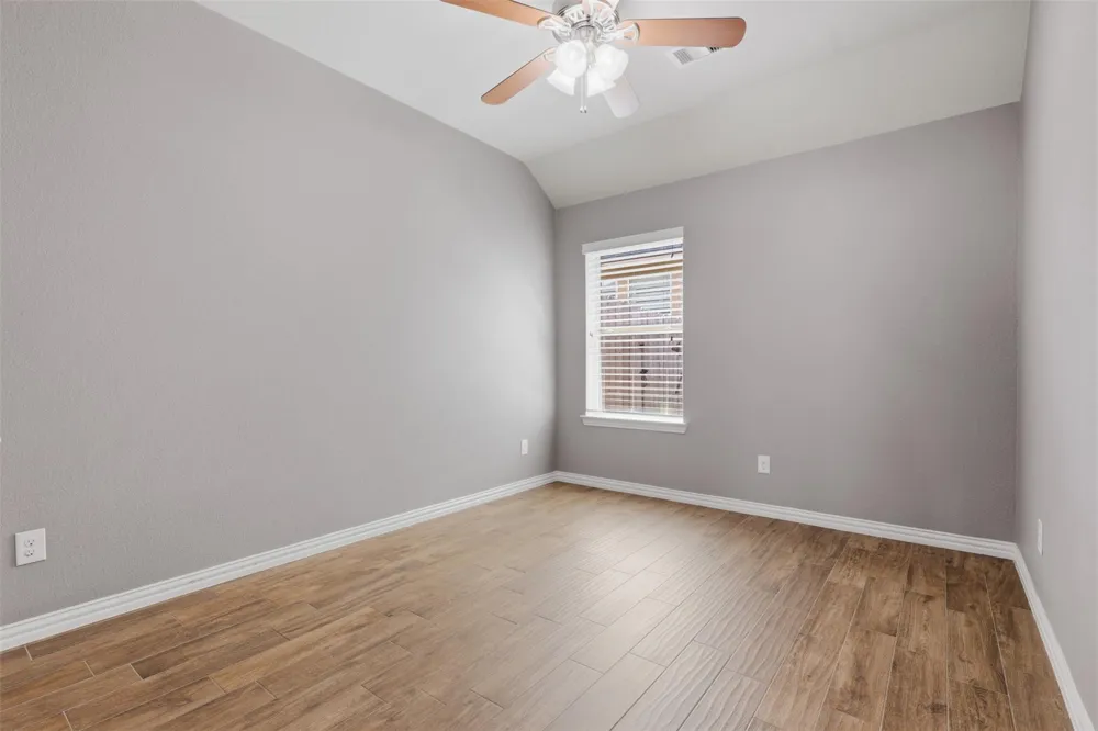 2809 Parkside Village Lane Pearland, TX 77581