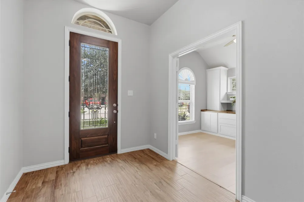 2809 Parkside Village Lane Pearland, TX 77581