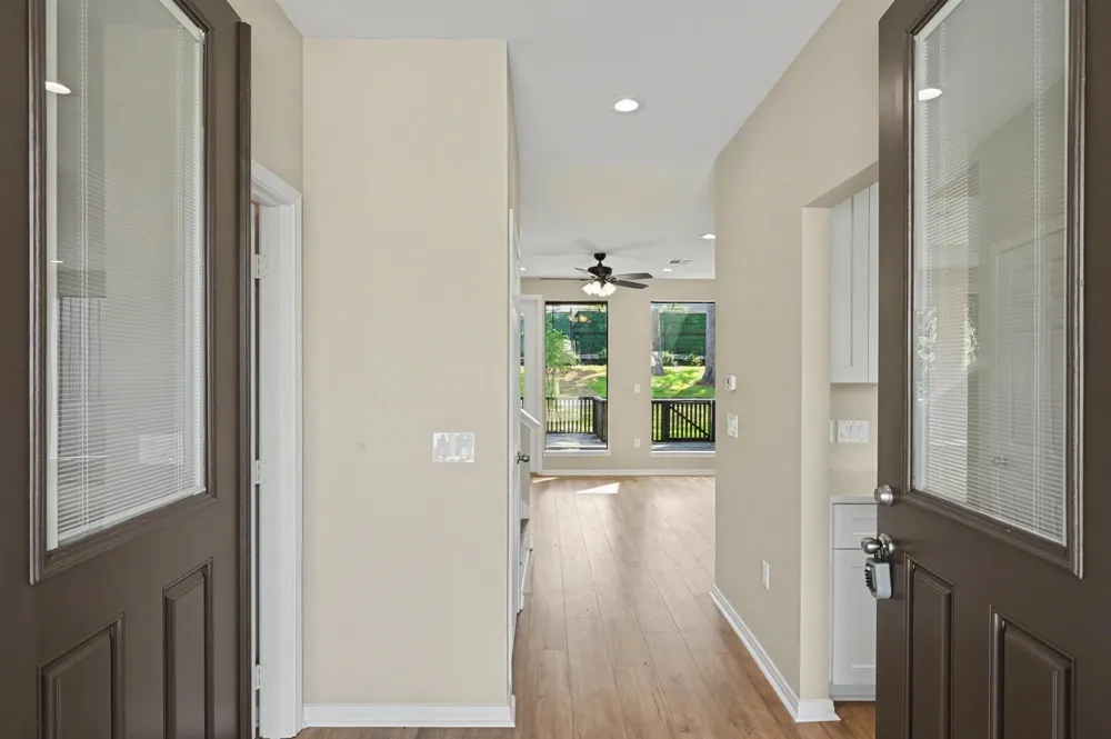 3240 Poe Drive Montgomery, TX 77356