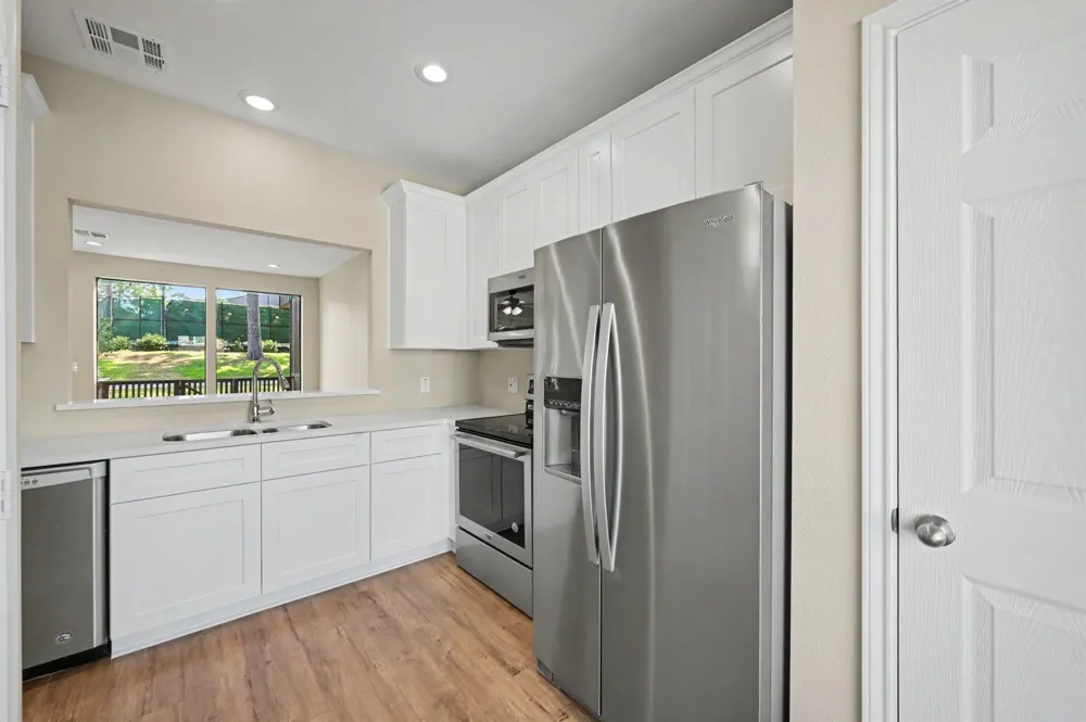 3240 Poe Drive Montgomery, TX 77356
