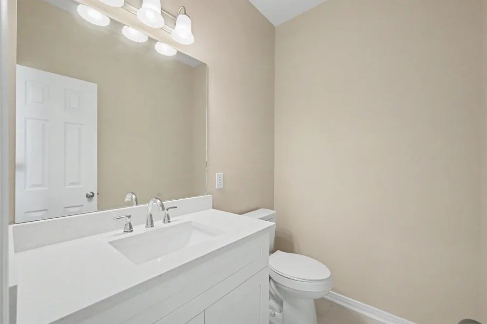 3240 Poe Drive Montgomery, TX 77356
