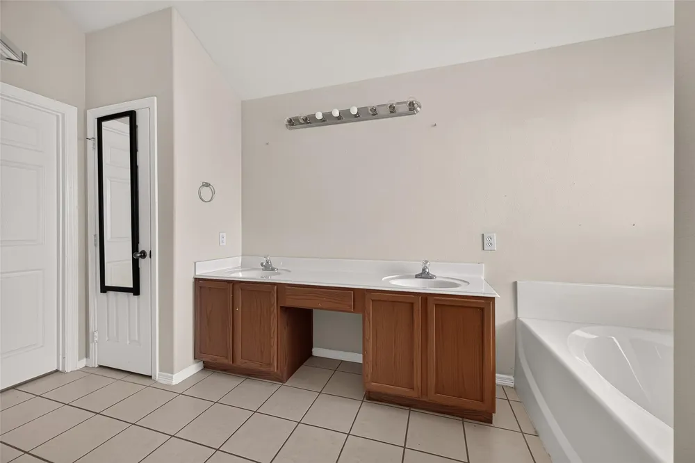 6015 Ida Rose Court Katy, TX 77449