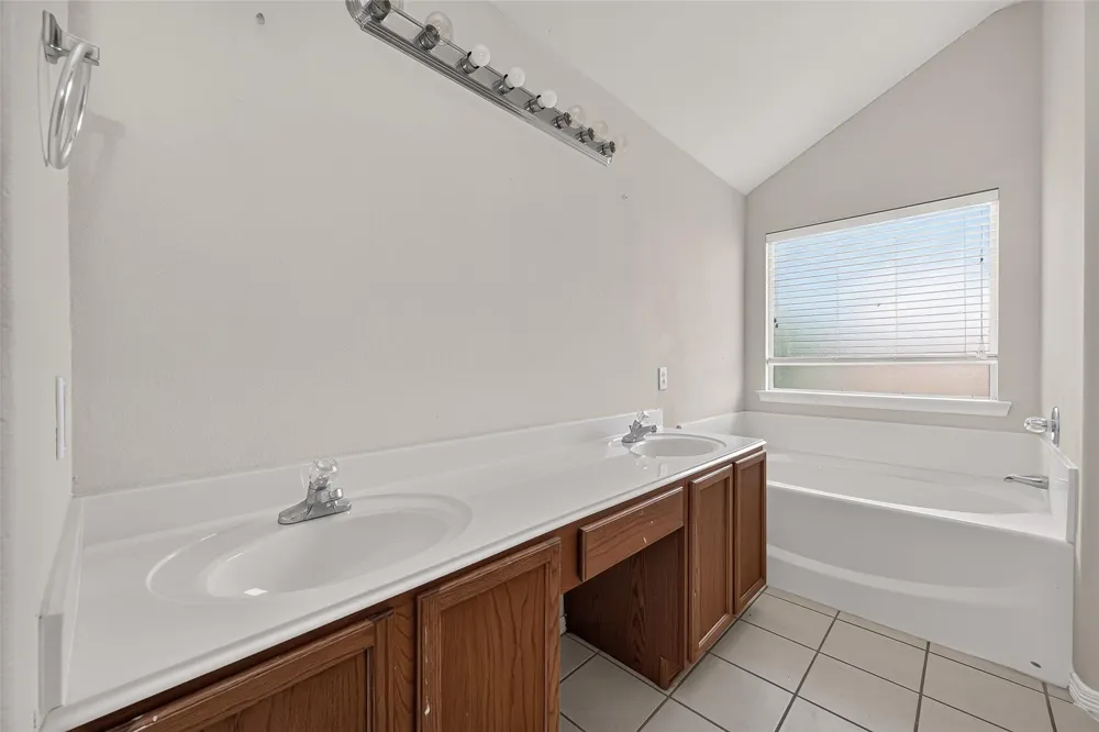 6015 Ida Rose Court Katy, TX 77449