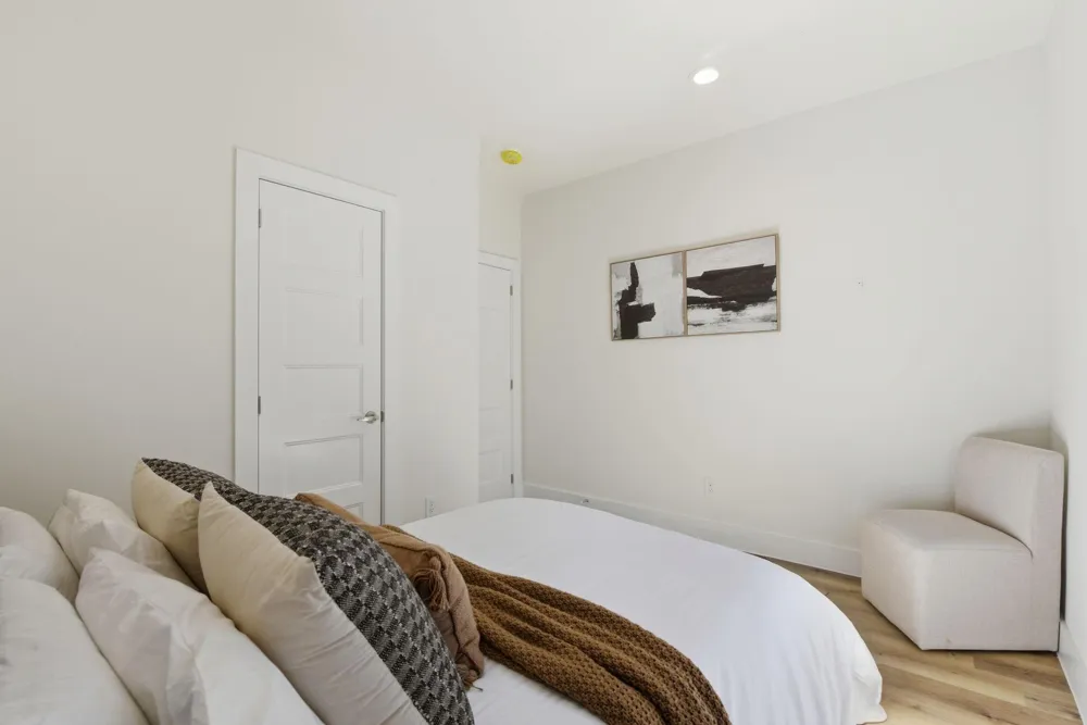 11930 S Hoa Sen Circle Houston, TX 77072