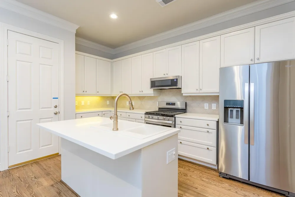 2504 Park Street #B Houston, TX 77019