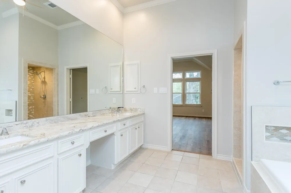 2504 Park Street #B Houston, TX 77019