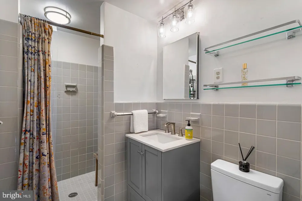3900 WATSON PLACE NW #B-6D Washington, DC 20016