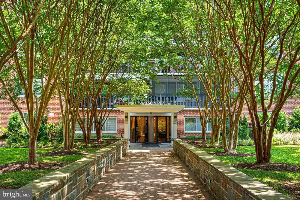 3900 WATSON PLACE NW #B-6D Washington, DC 20016
