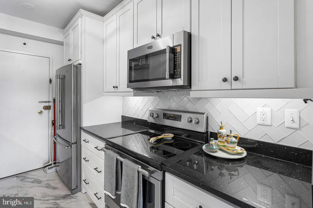 3900 WATSON PLACE NW #B-6D Washington, DC 20016
