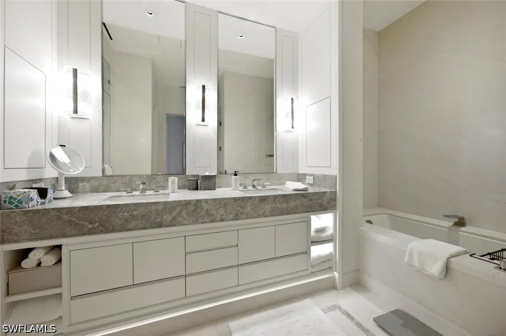 Gulf Shore Boulevard #E502 Naples, FL 34102