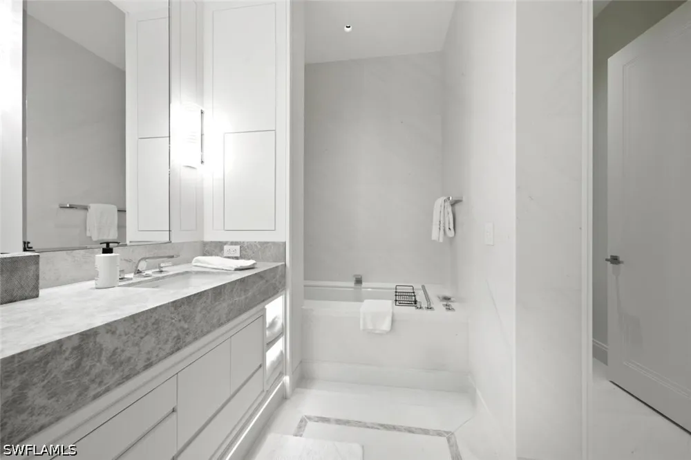 Gulf Shore Boulevard #E502 Naples, FL 34102