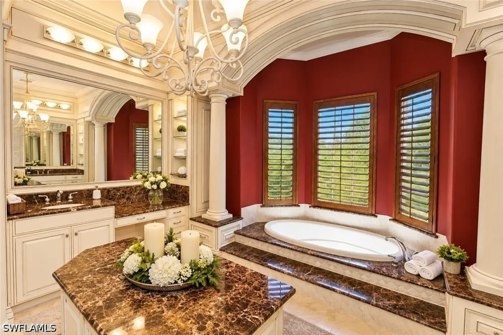 Treeline Drive Naples, FL 34119