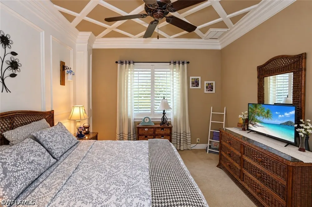 Treeline Drive Naples, FL 34119
