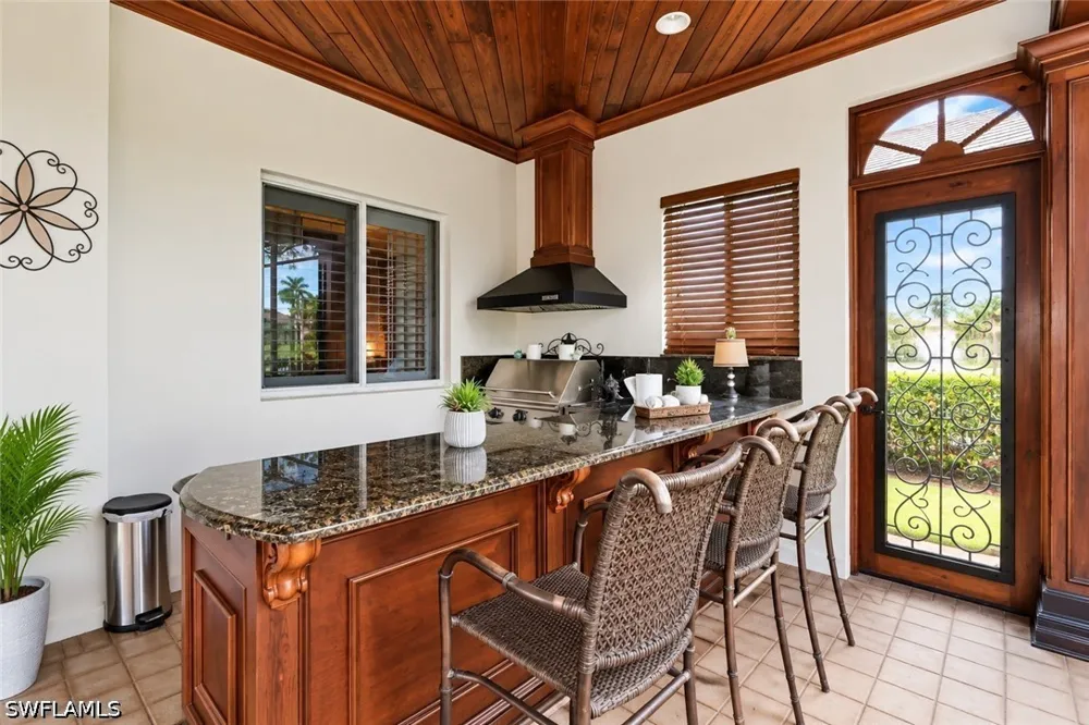 Treeline Drive Naples, FL 34119