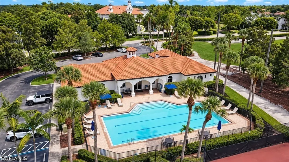 Treeline Drive Naples, FL 34119