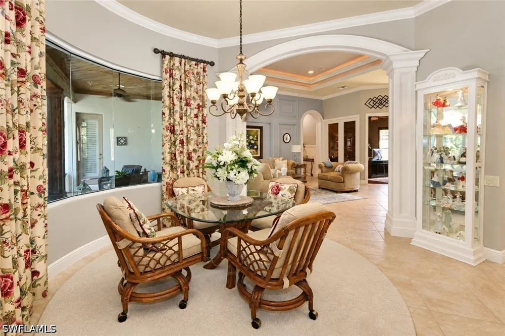 Treeline Drive Naples, FL 34119