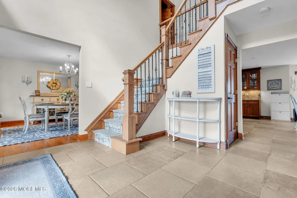 9 Yosemite Road Howell, NJ 07731
