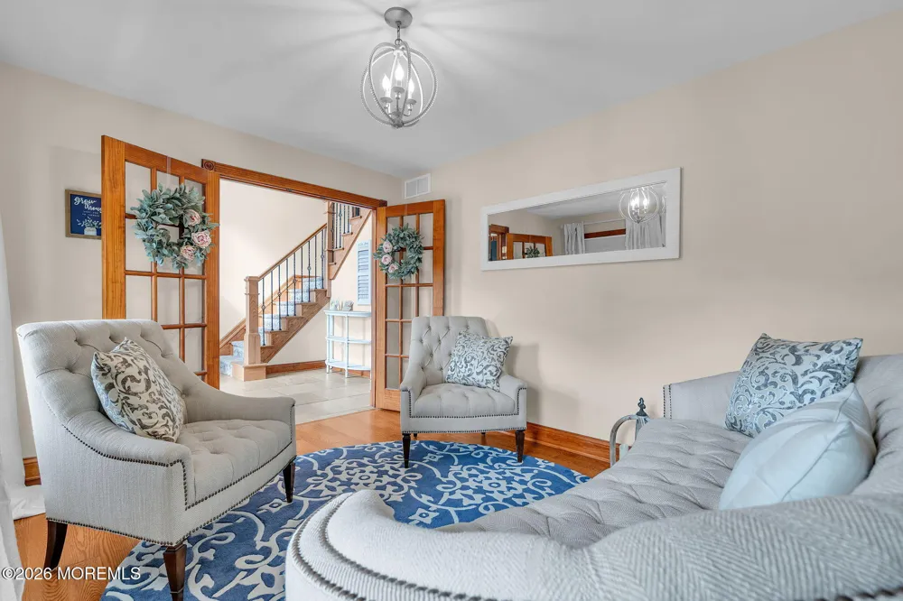 9 Yosemite Road Howell, NJ 07731