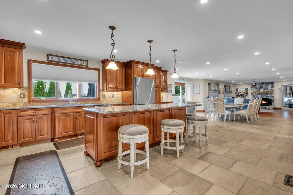 9 Yosemite Road Howell, NJ 07731