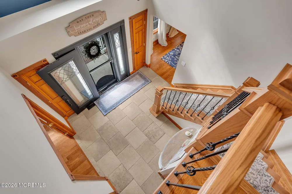 9 Yosemite Road Howell, NJ 07731