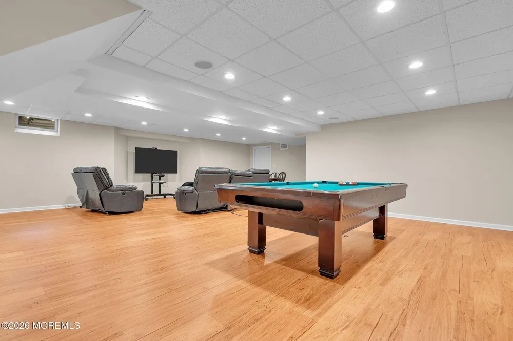 9 Yosemite Road Howell, NJ 07731