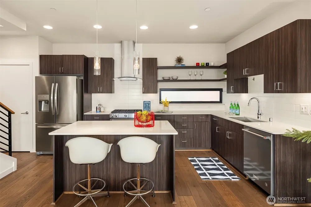 3211 California Avenue SW Seattle, WA 98116