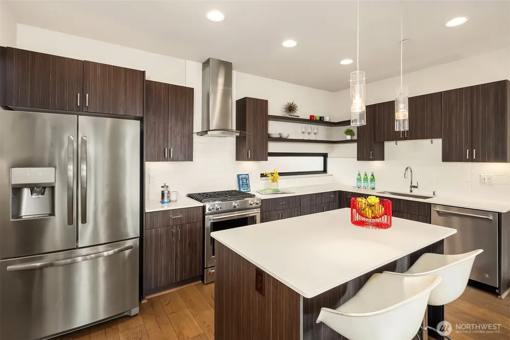 3211 California Avenue SW Seattle, WA 98116