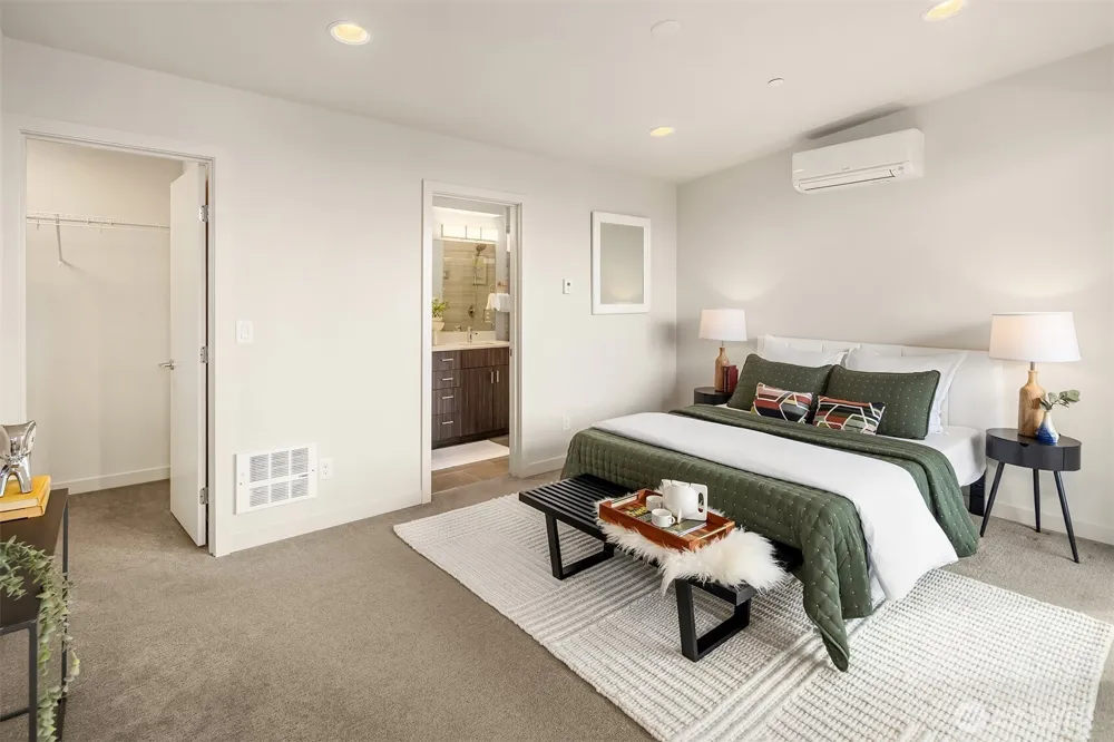 3211 California Avenue SW Seattle, WA 98116