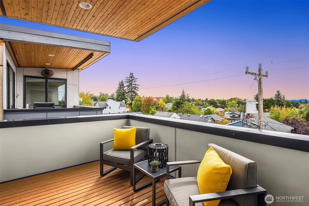 3211 California Avenue SW Seattle, WA 98116