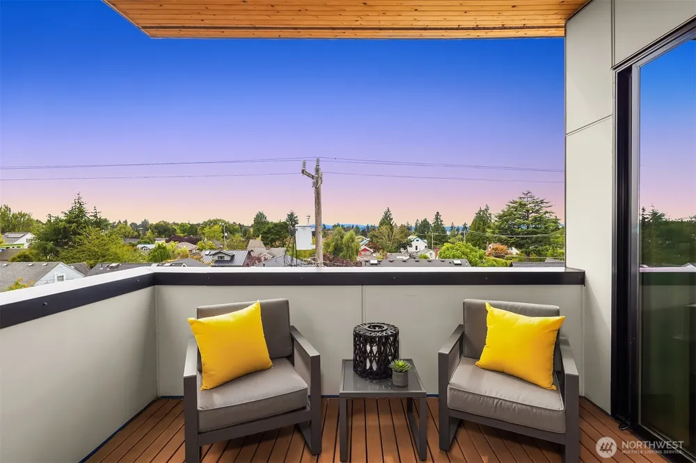 3211 California Avenue SW Seattle, WA 98116