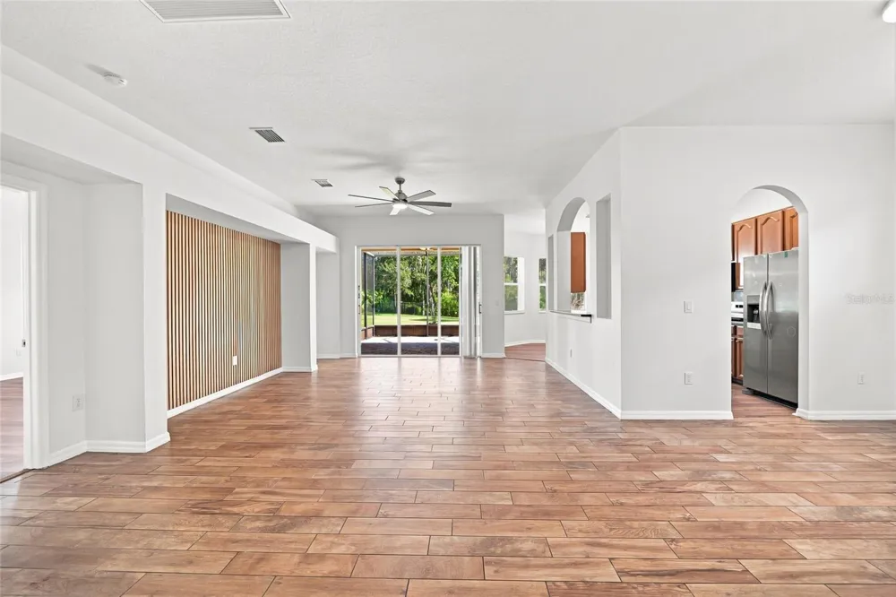 30608 PECAN VALLEY LOOP Wesley Chapel, FL 33543