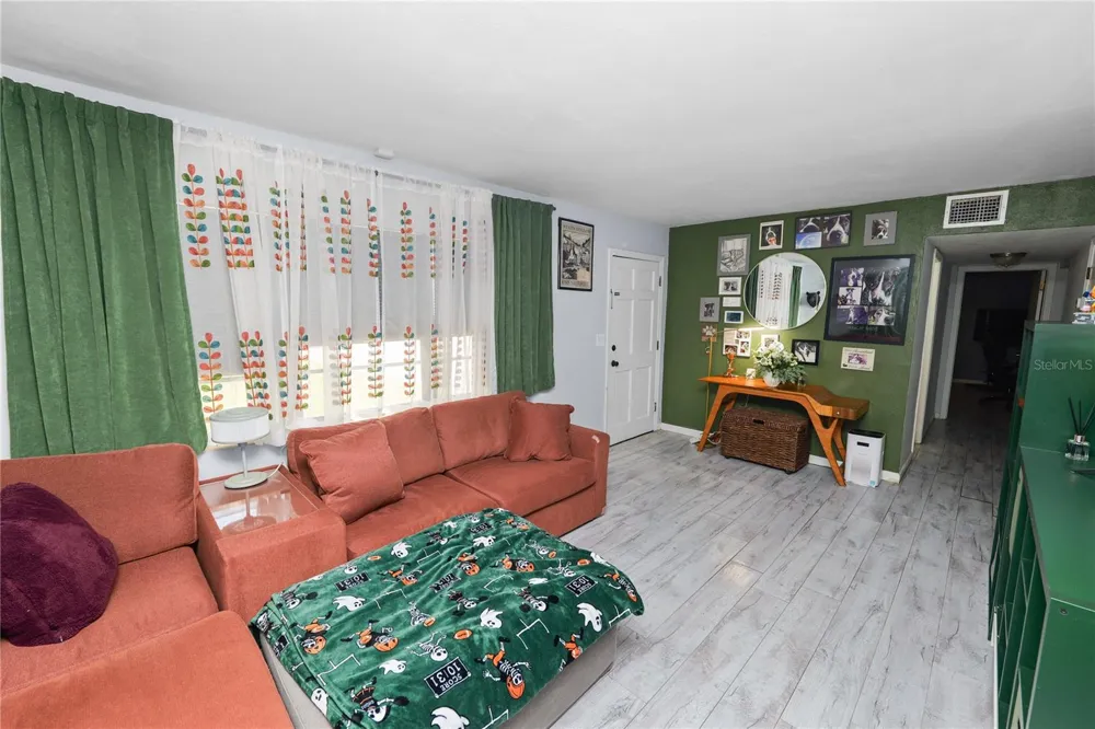 523 NANSEMOND AVENUE Lakeland, FL 33801