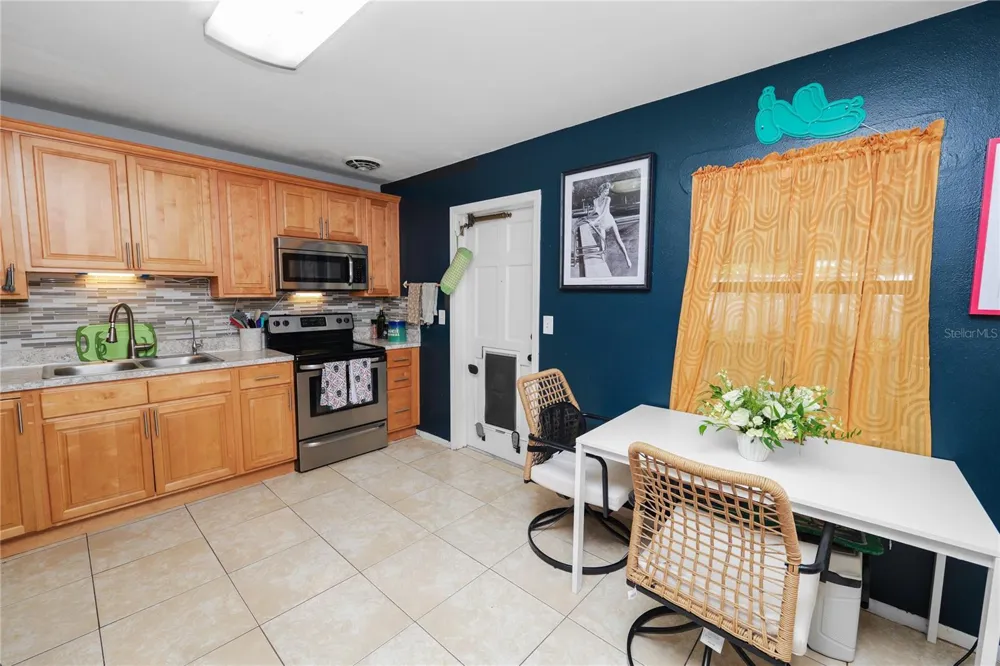 523 NANSEMOND AVENUE Lakeland, FL 33801