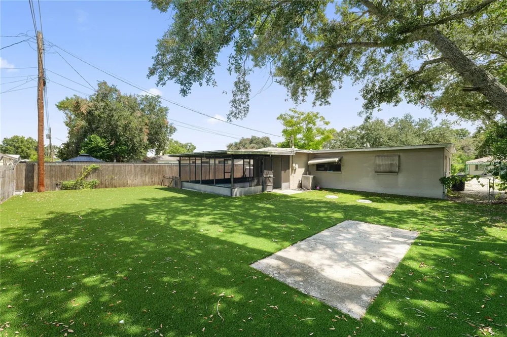 523 NANSEMOND AVENUE Lakeland, FL 33801