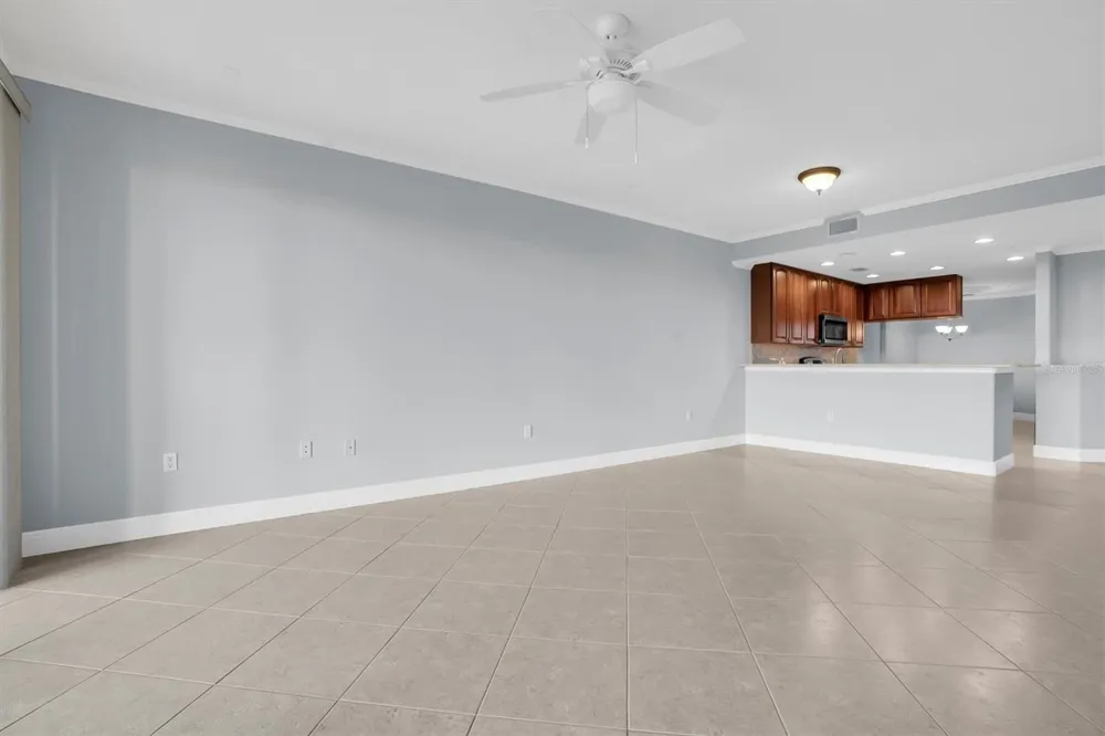 7040 KEY HAVEN ROAD #605 Seminole, FL 33777