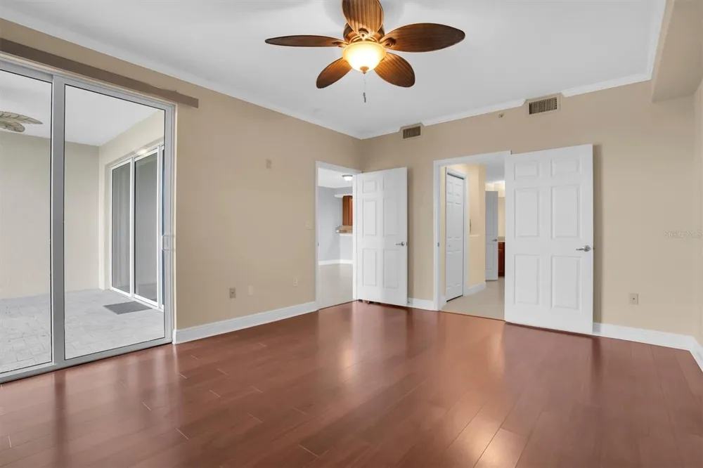 7040 KEY HAVEN ROAD #605 Seminole, FL 33777