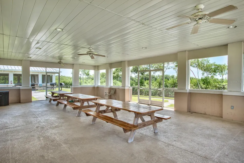 7040 KEY HAVEN ROAD #605 Seminole, FL 33777
