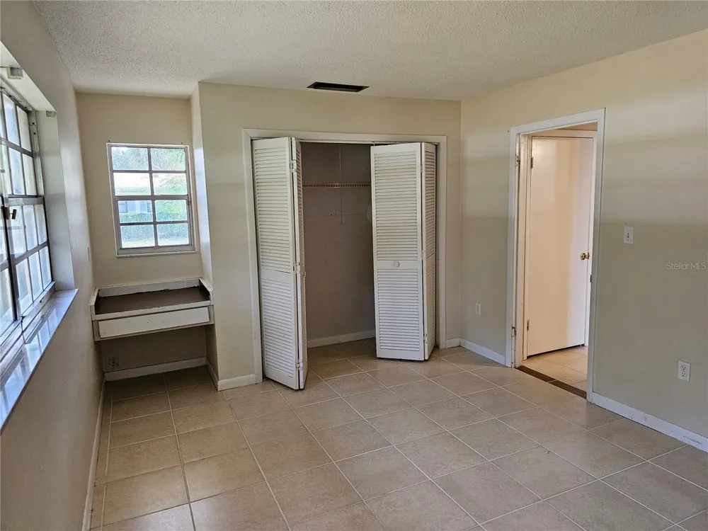 617 SILVER PASS ocala, FL 34472