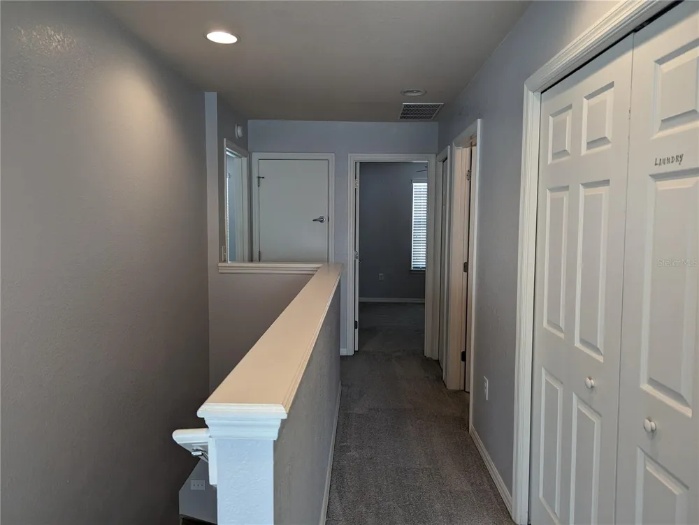 219 WOODKNOLL PLACE Valrico, FL 33594