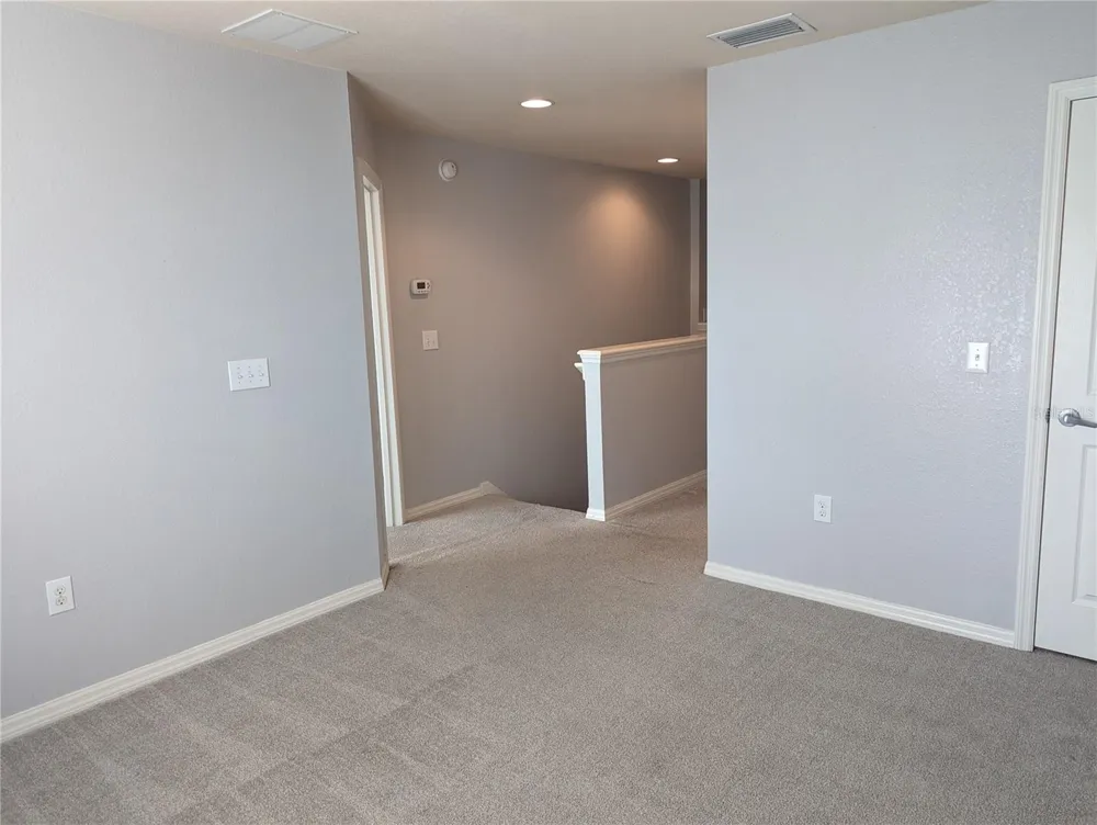 219 WOODKNOLL PLACE Valrico, FL 33594