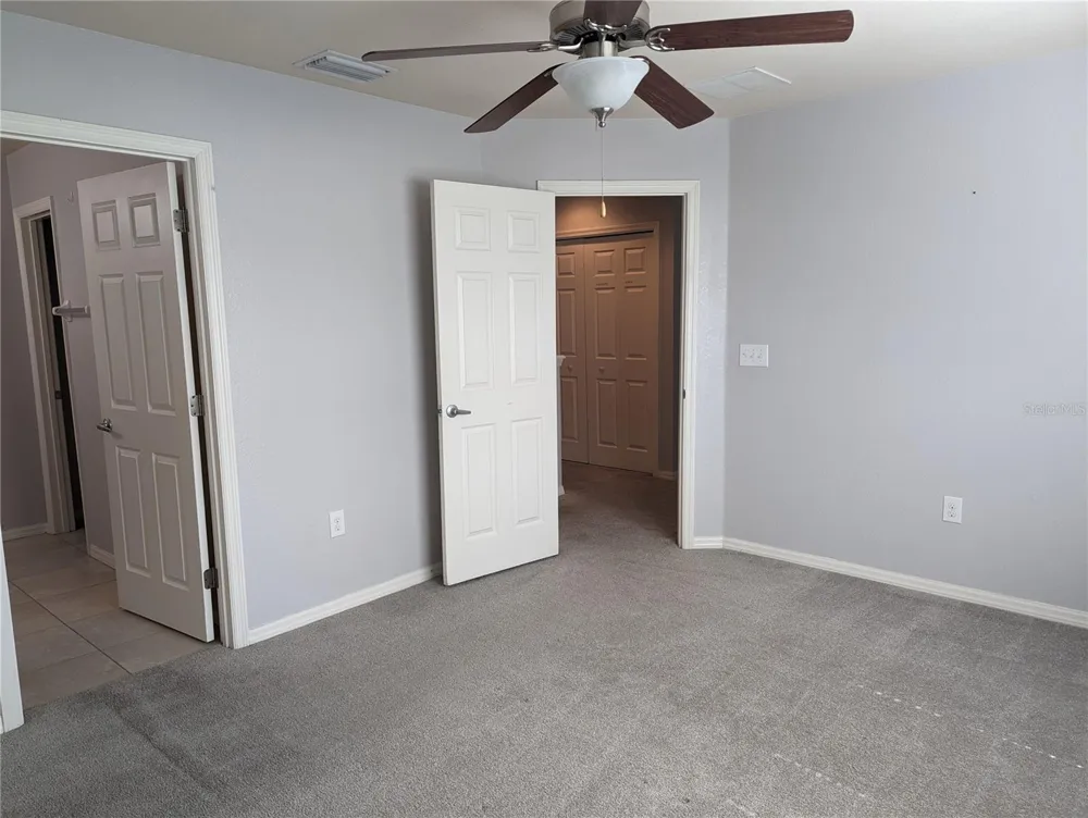 219 WOODKNOLL PLACE Valrico, FL 33594