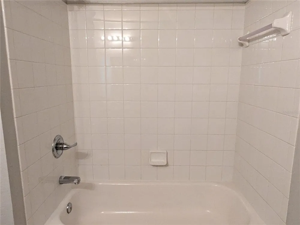 219 WOODKNOLL PLACE Valrico, FL 33594