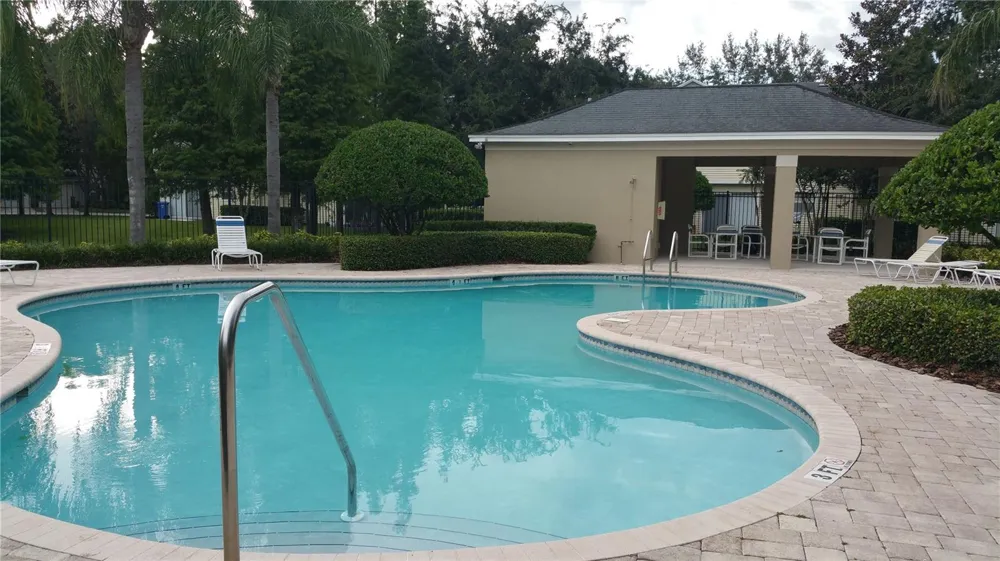 219 WOODKNOLL PLACE Valrico, FL 33594
