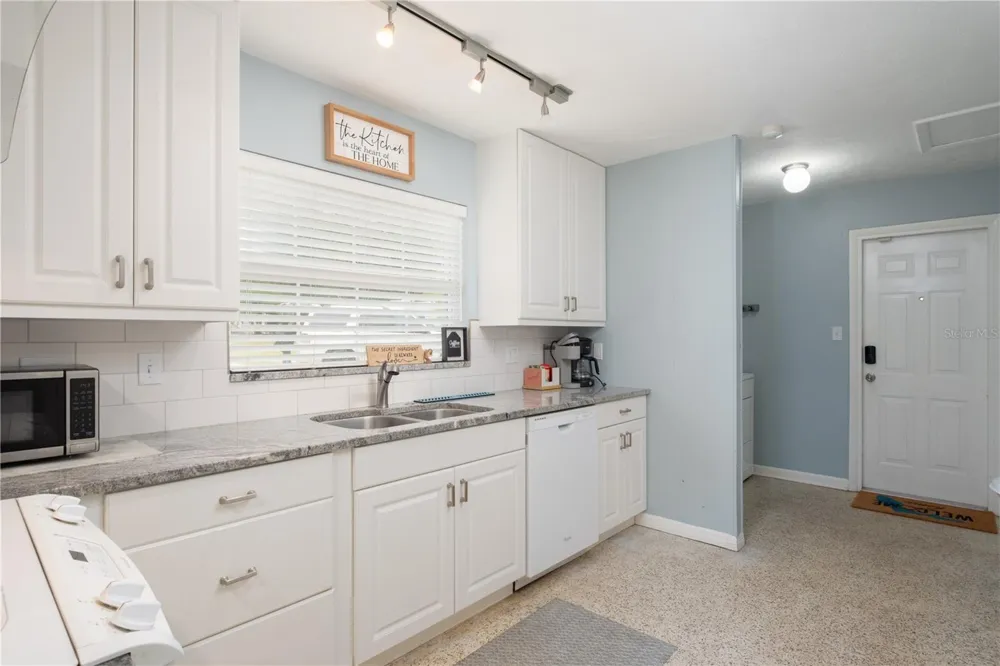 729 NW 34TH STREET Gainesville, FL 32607