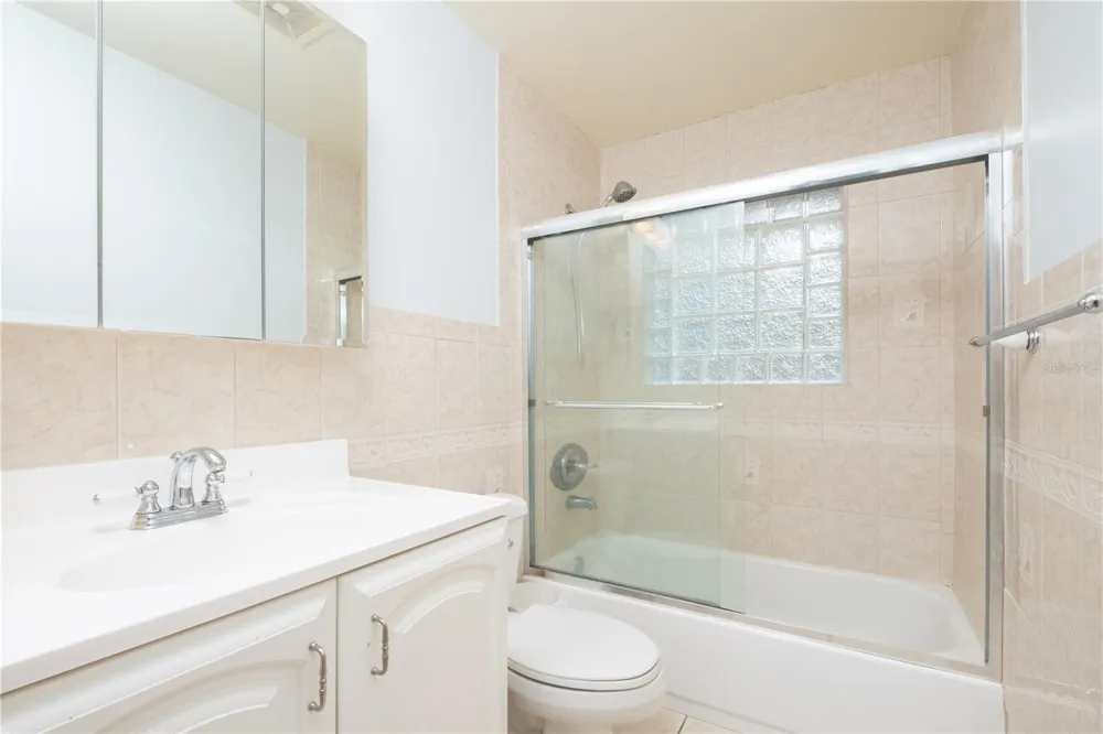 729 NW 34TH STREET Gainesville, FL 32607
