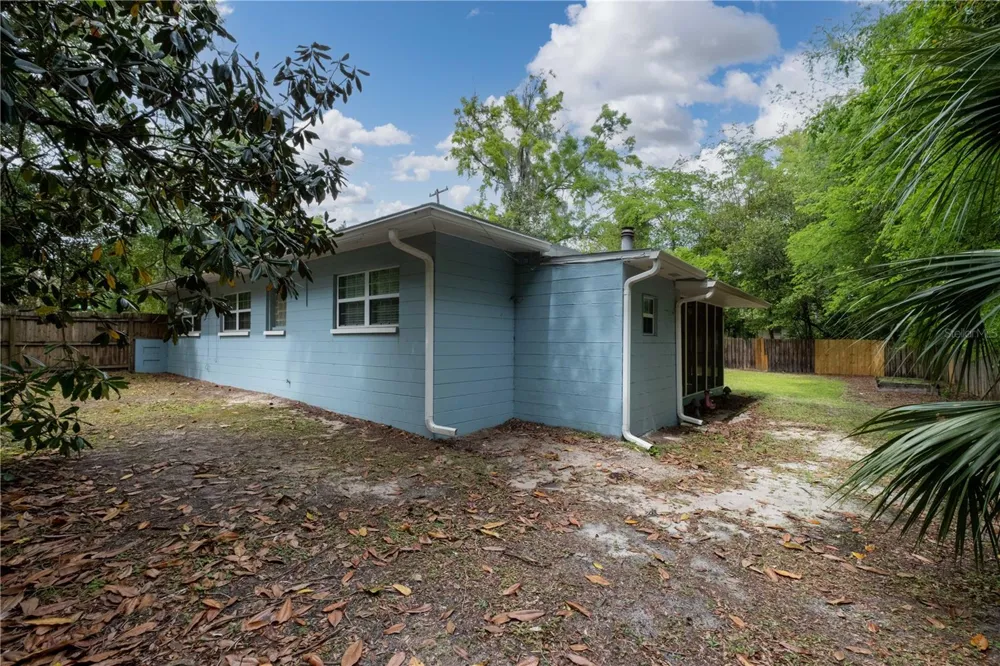 729 NW 34TH STREET Gainesville, FL 32607