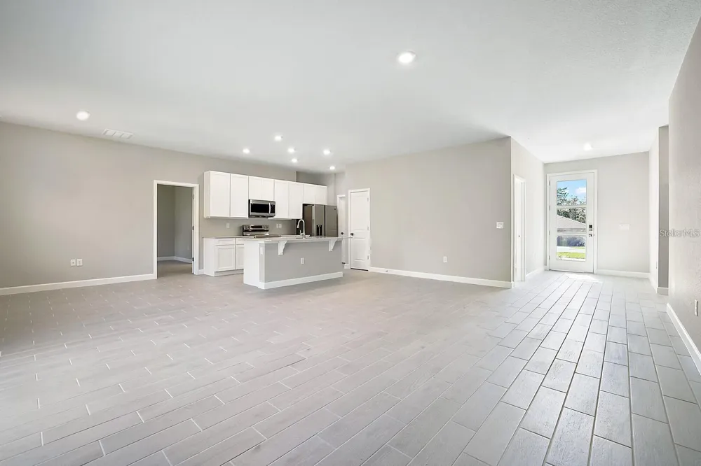 1917 NW 30TH TERRACE Cape Coral, FL 33993