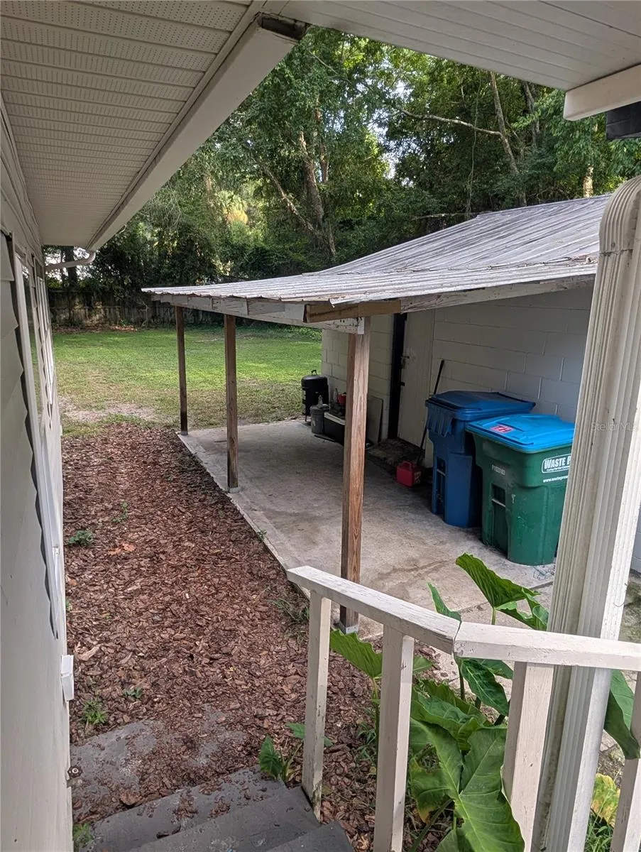 18741 NW 240TH STREET High Springs, FL 32643