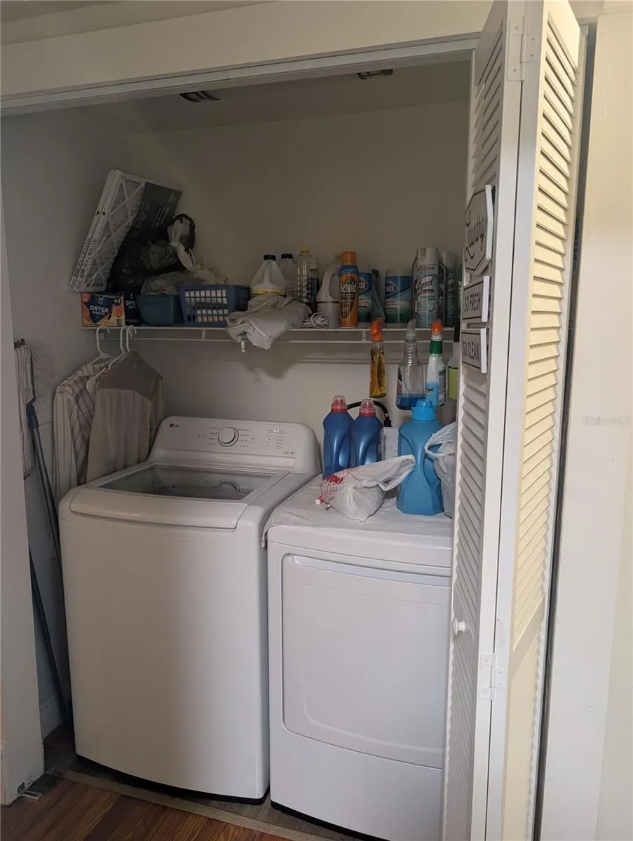 18741 NW 240TH STREET High Springs, FL 32643