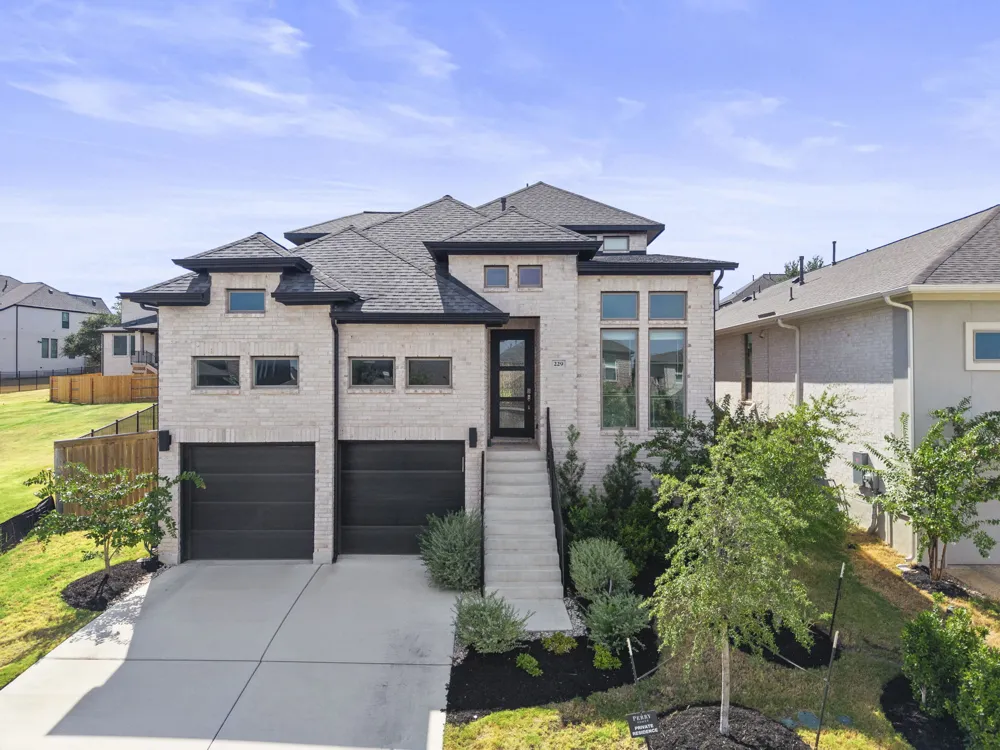 229 Bluff Creek Lane Georgetown, TX 78628